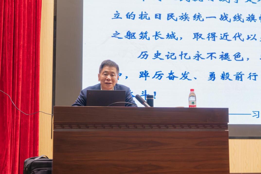 银龄教授陈明选为师范学院  “...